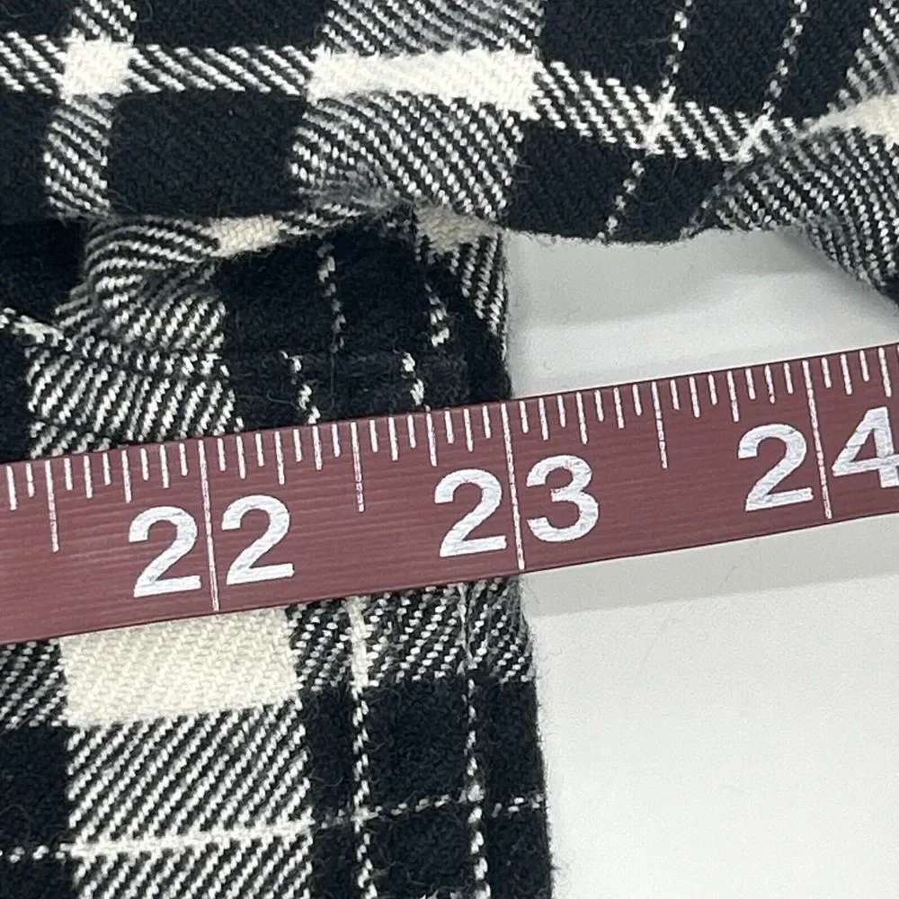 The North Face Shirt Men's‎ L Black White Plaid Flannel Button Up Pockets Hiking